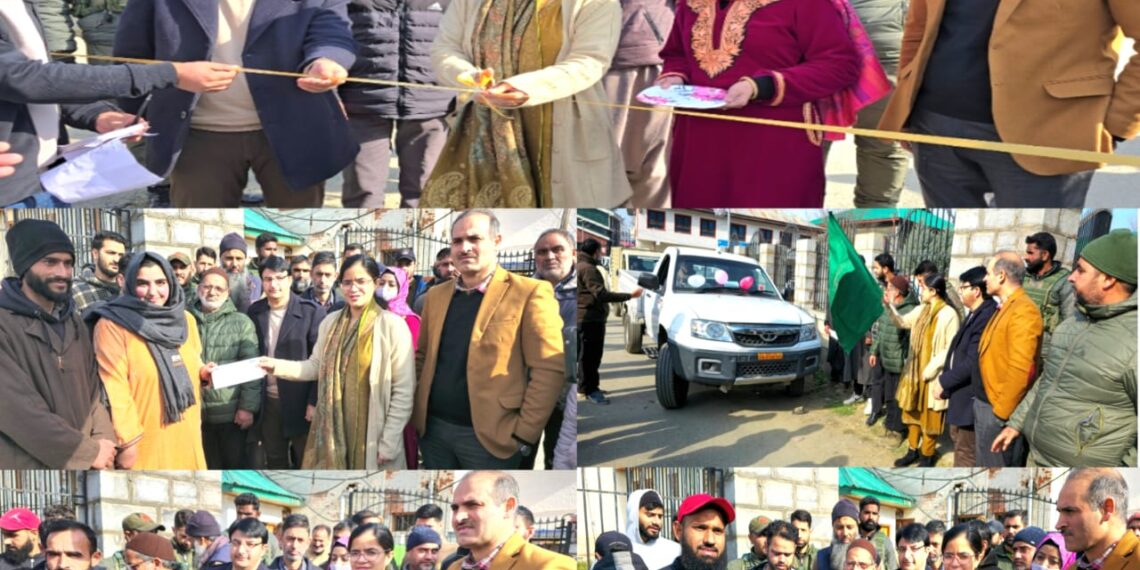 DC kupwara hands over 23 commercial vehicles under Mumkin scheme